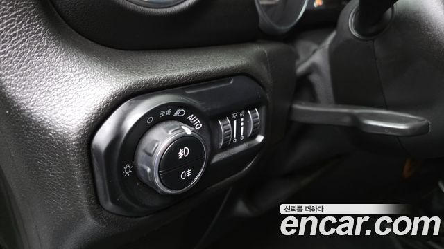 Jeep Wrangler (JL) 2.0 Overland 4Door 2021 — фото 18