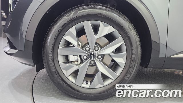 Kia Sportage (V) Gasoline 1.6 Turbo 2WD Nobleless 2024 — фото 5