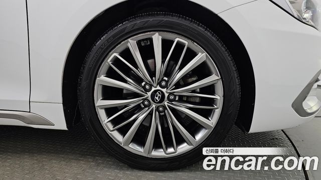 Hyundai Grandeur (IG) 2.2 Diesel Premium Special 2019 — фото 5