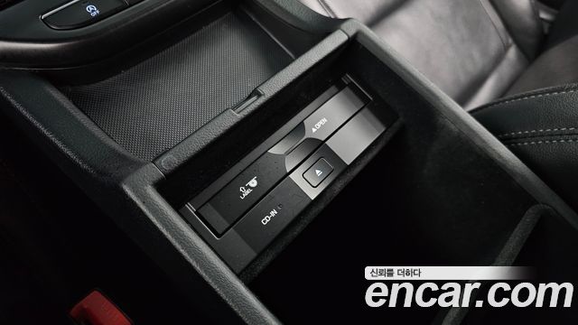 Hyundai Grandeur (IG) 2.2 Diesel Premium Special 2019 — фото 30