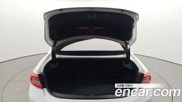 Hyundai Grandeur (IG) 2.2 Diesel Premium Special 2019 — фото 35
