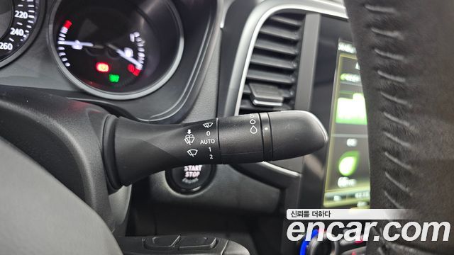 Renault Korea SM6 2.0 GDe SE 2016 — фото 19