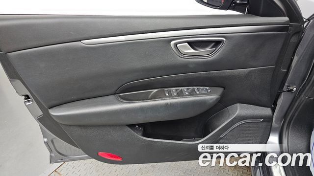 Renault Korea SM6 2.0 GDe SE 2016 — фото 24