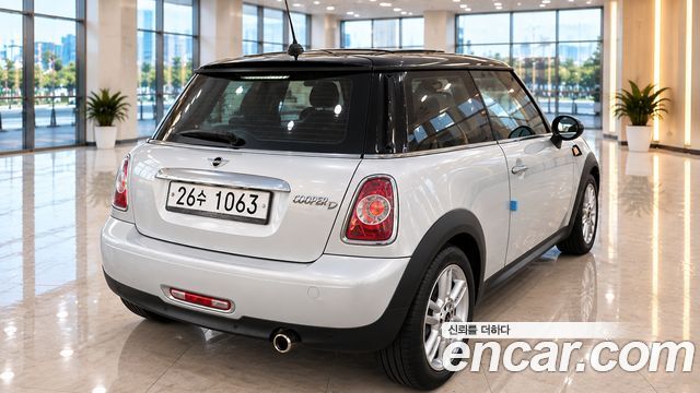 MINI Cooper D Standard 2nd 2013 — фото 2