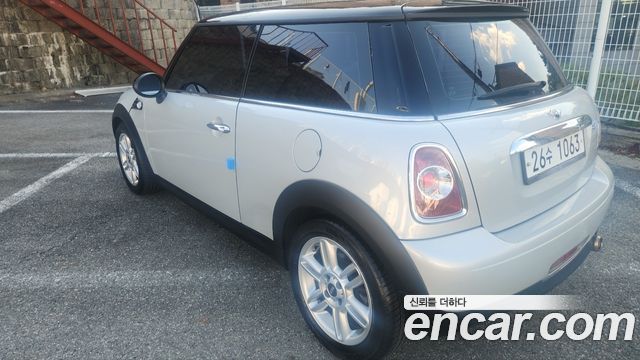 MINI Cooper D Standard 2nd 2013 — фото 19