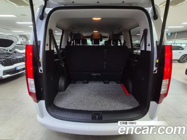 Hyundai Staria Tourer 9-Seater Modern 2023 — фото 22