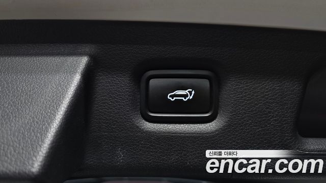 Hyundai Santa Fe HEV 1.6 2WD Prestige 2023 — фото 27