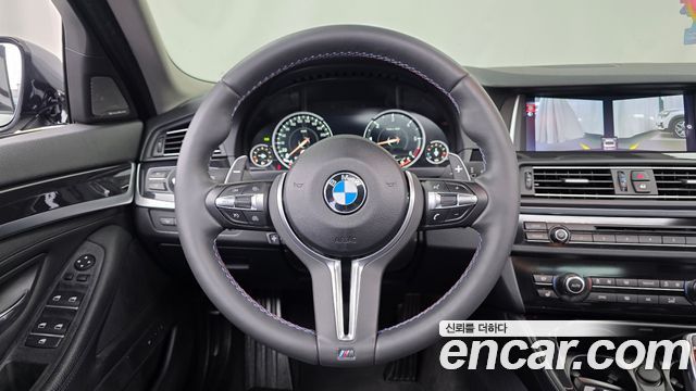BMW 5 Series (F10) 530d xDrive M Aero Dynamic 2016 — фото 17
