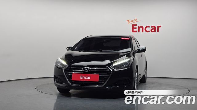 Hyundai i40 Saloon 1.7 VGT YOUNIQUE 2016 — фото 3