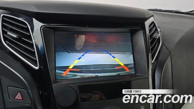 Hyundai i40 Saloon 1.7 VGT YOUNIQUE 2016 — фото 14