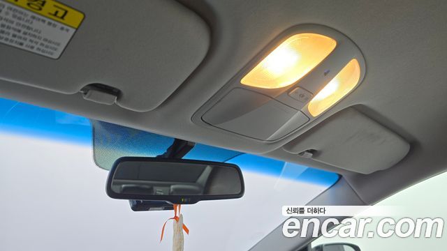 Hyundai i40 Saloon 1.7 VGT YOUNIQUE 2016 — фото 15