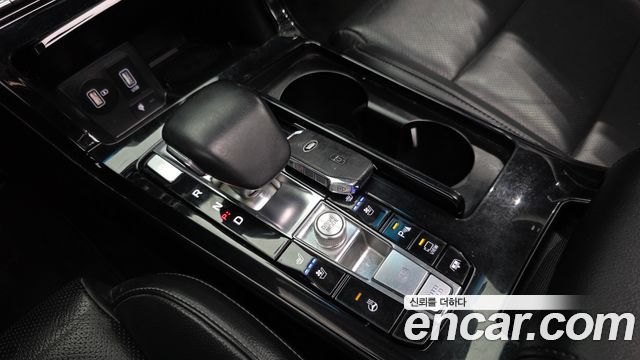 Kia K7 Premier 3.0 LPI Prestige(Rented) 2020 — фото 9