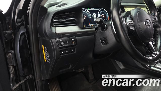 Kia K7 Premier 3.0 LPI Prestige(Rented) 2020 — фото 17