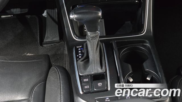 Hyundai Grandeur (IG) 3.0 Exclusive Special 2017 — фото 9