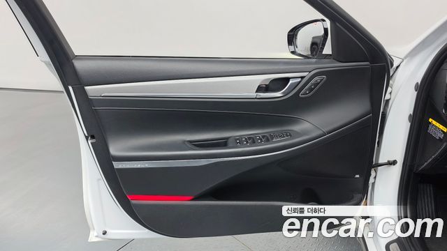 Hyundai Grandeur (IG) 3.0 Exclusive Special 2017 — фото 24