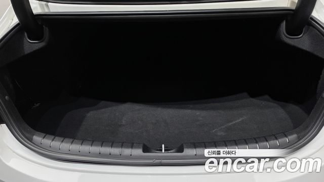 Hyundai Grandeur (IG) 3.0 Exclusive Special 2017 — фото 27