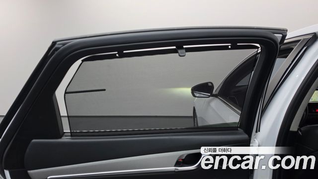 Hyundai Grandeur (IG) 3.0 Exclusive Special 2017 — фото 30