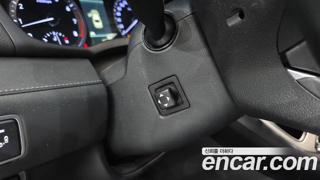 Hyundai Grandeur (IG) 3.0 Exclusive Special 2017 — фото 42
