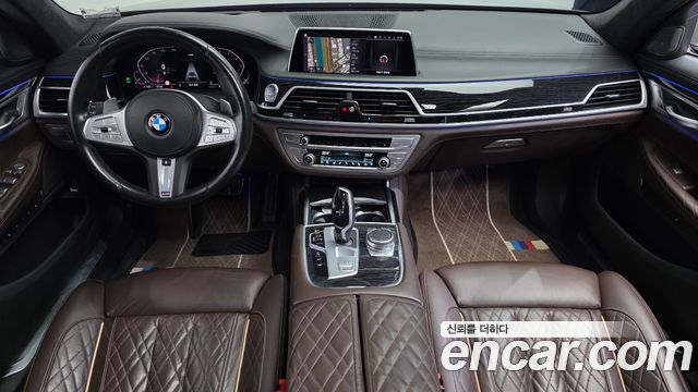 BMW 7 Series (G11) 740Li xDrive M Sport Package 2021 — фото 7