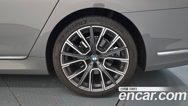 BMW 7 Series (G11) 740Li xDrive M Sport Package 2021 — фото 21