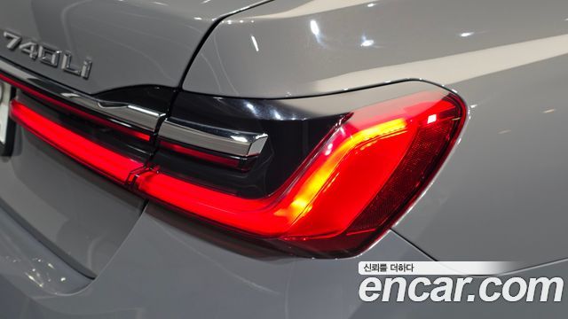 BMW 7 Series (G11) 740Li xDrive M Sport Package 2021 — фото 23