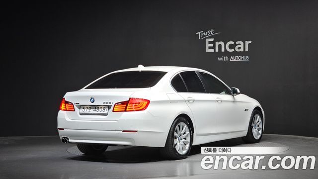 BMW 5 Series (F10) 528i xDrive 2013 — фото 2