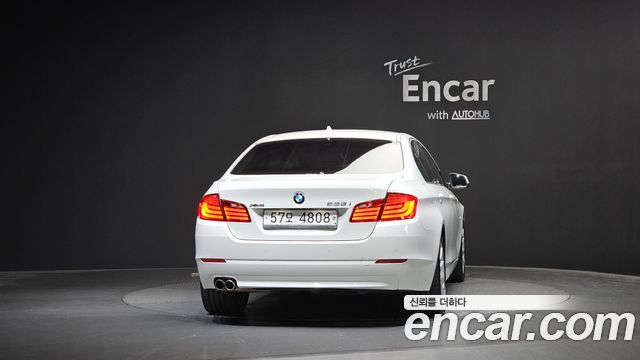 BMW 5 Series (F10) 528i xDrive 2013 — фото 4