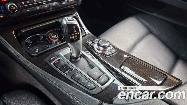 BMW 5 Series (F10) 528i xDrive 2013 — фото 9