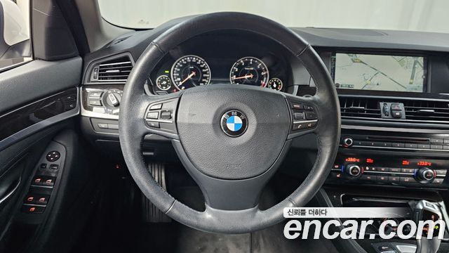 BMW 5 Series (F10) 528i xDrive 2013 — фото 14