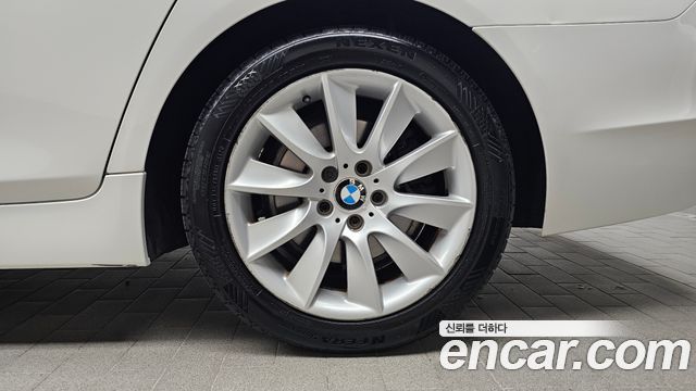 BMW 5 Series (F10) 528i xDrive 2013 — фото 21
