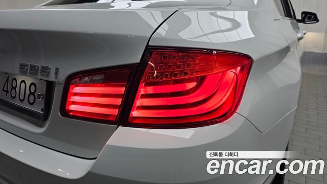 BMW 5 Series (F10) 528i xDrive 2013 — фото 23