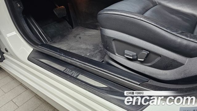BMW 5 Series (F10) 528i xDrive 2013 — фото 30