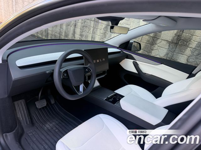 Tesla Model Y Long Range AWD 2025 — фото 7