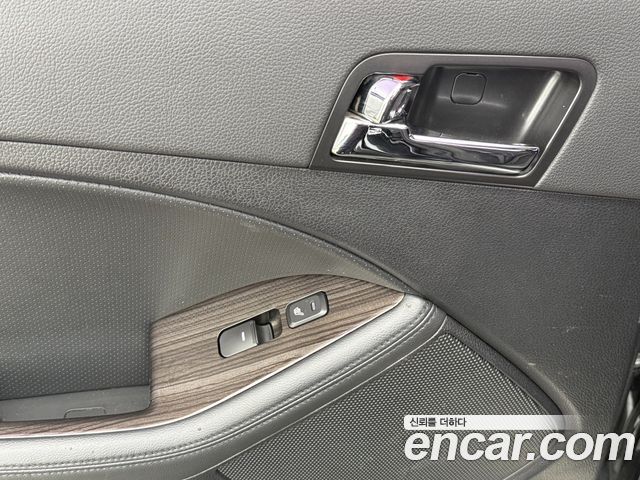 Kia K5 2.0 Prestige Standard 2013 — фото 5