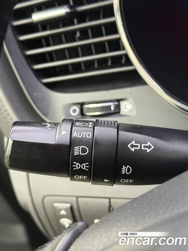 Kia K5 2.0 Prestige Standard 2013 — фото 10