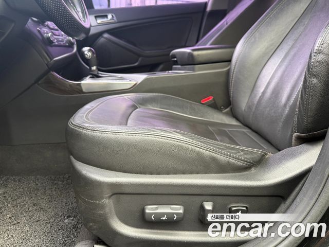 Kia K5 2.0 Prestige Standard 2013 — фото 15