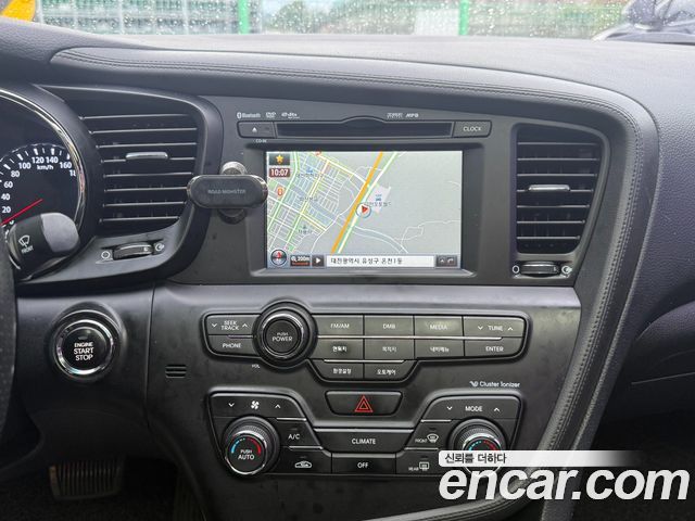 Kia K5 2.0 Prestige Standard 2013 — фото 18