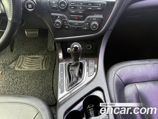 Kia K5 2.0 Prestige Standard 2013 — фото 19