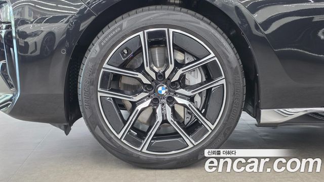 BMW 7 Series (G70) 740i xDrive M Sport 2026 — фото 5