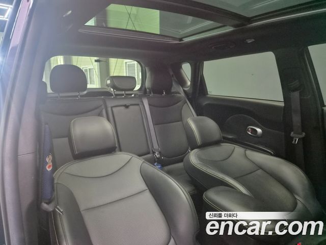 Kia Soul 1.6 GDi Prestige 2015 — фото 10