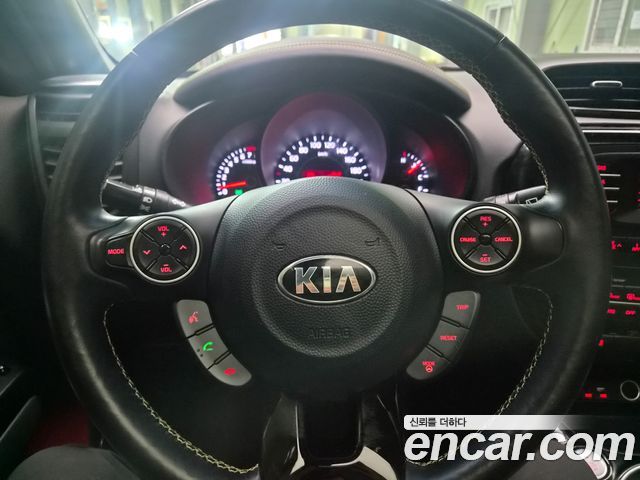 Kia Soul 1.6 GDi Prestige 2015 — фото 16