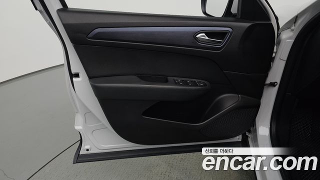 Renault Korea XM3 1.6 GTe LE Plus 2021 — фото 30