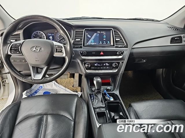 Hyundai Sonata New Rise LPI Taxi Premium 2019 — фото 5