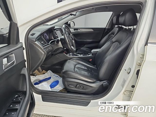 Hyundai Sonata New Rise LPI Taxi Premium 2019 — фото 15
