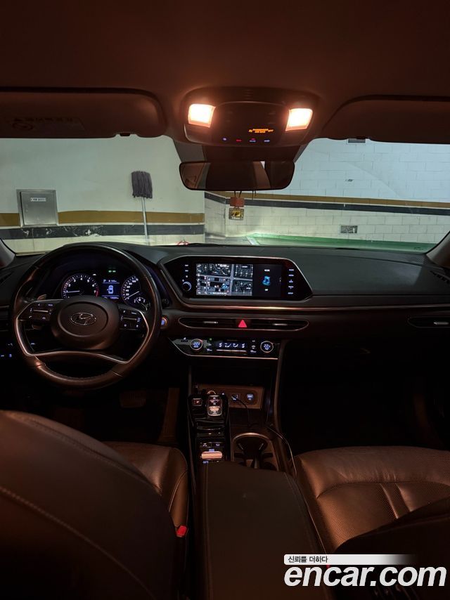 Hyundai Sonata (DN8) 2.0 Premium Family 2020 — фото 7