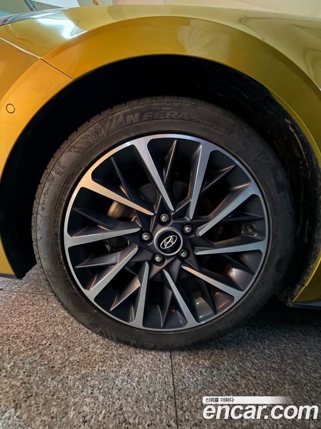 Hyundai Sonata (DN8) 2.0 Premium Family 2020 — фото 12