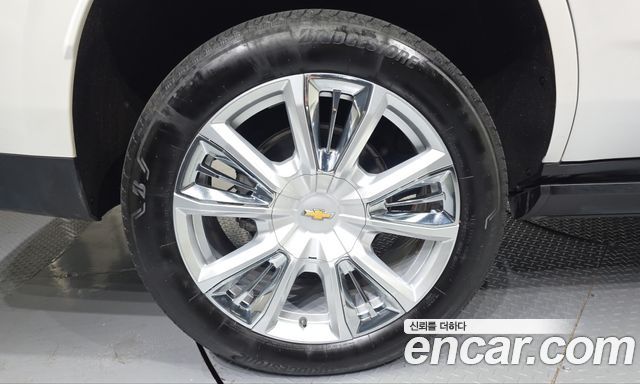 Chevrolet Tahoe 6.2 Dark Knight 4WD 2022 — фото 5