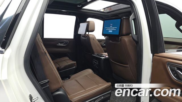 Chevrolet Tahoe 6.2 Dark Knight 4WD 2022 — фото 11