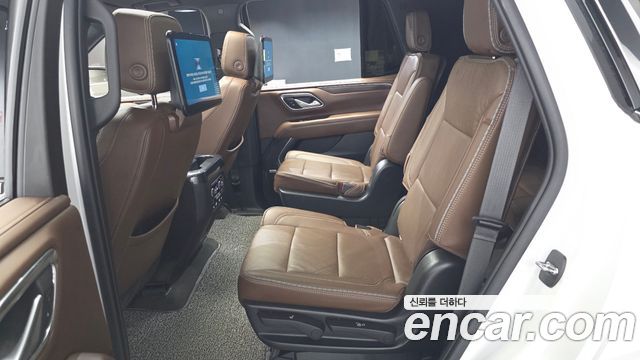Chevrolet Tahoe 6.2 Dark Knight 4WD 2022 — фото 12