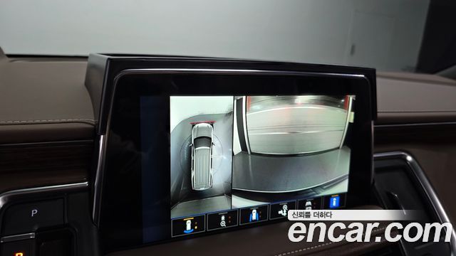 Chevrolet Tahoe 6.2 Dark Knight 4WD 2022 — фото 17